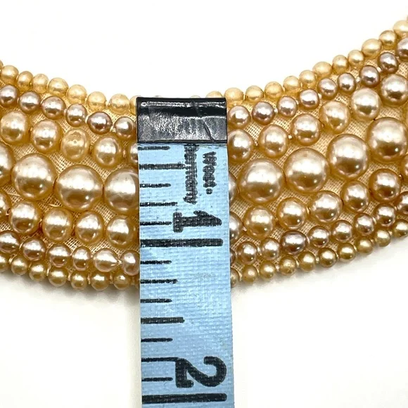 Made in Japan Vintage Ivory Cream Color Pearl Collar - Picture 7 of 13